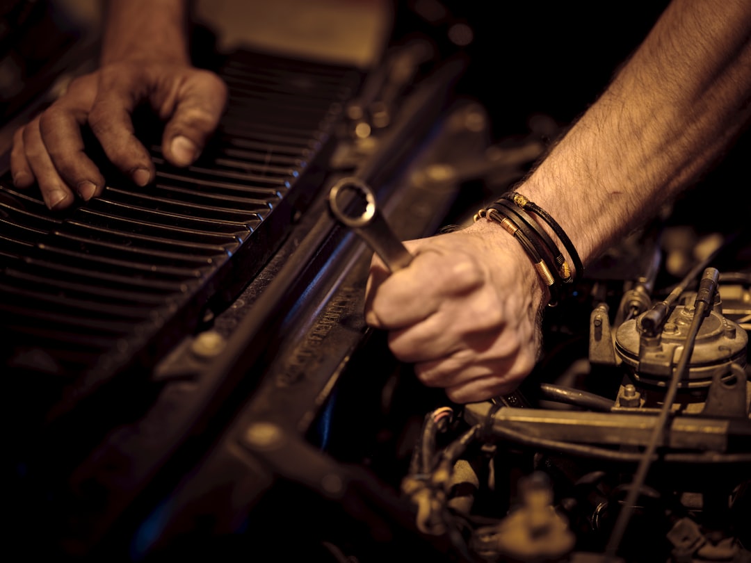 Photo mechanic, tools